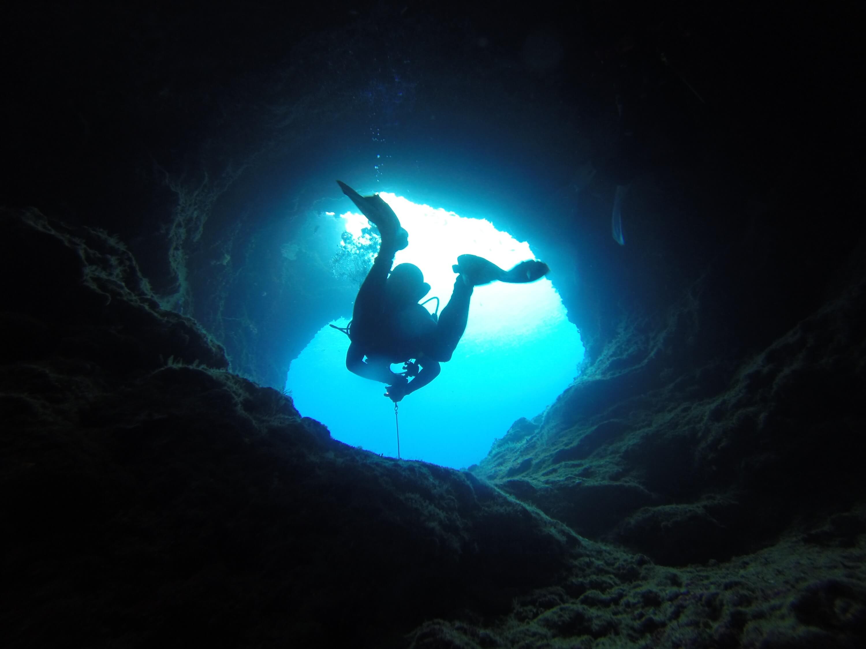 Taucher Höhle Malta