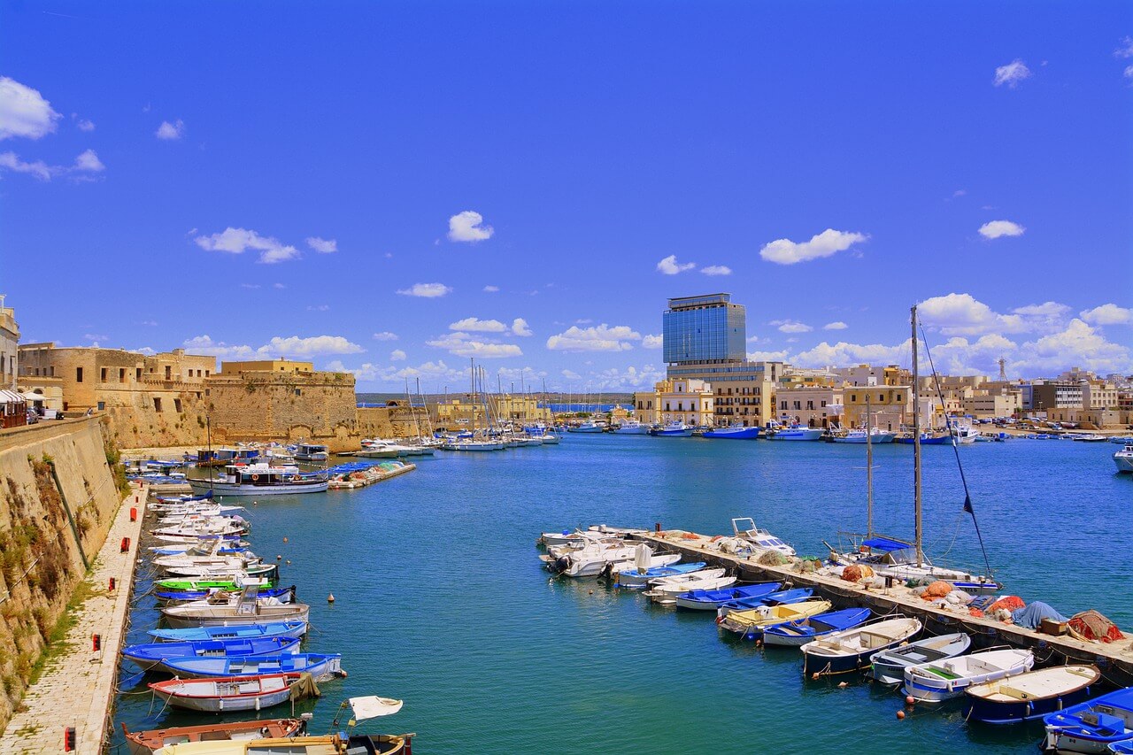 Puglia Gallipoli Italien Hafen Click Boat