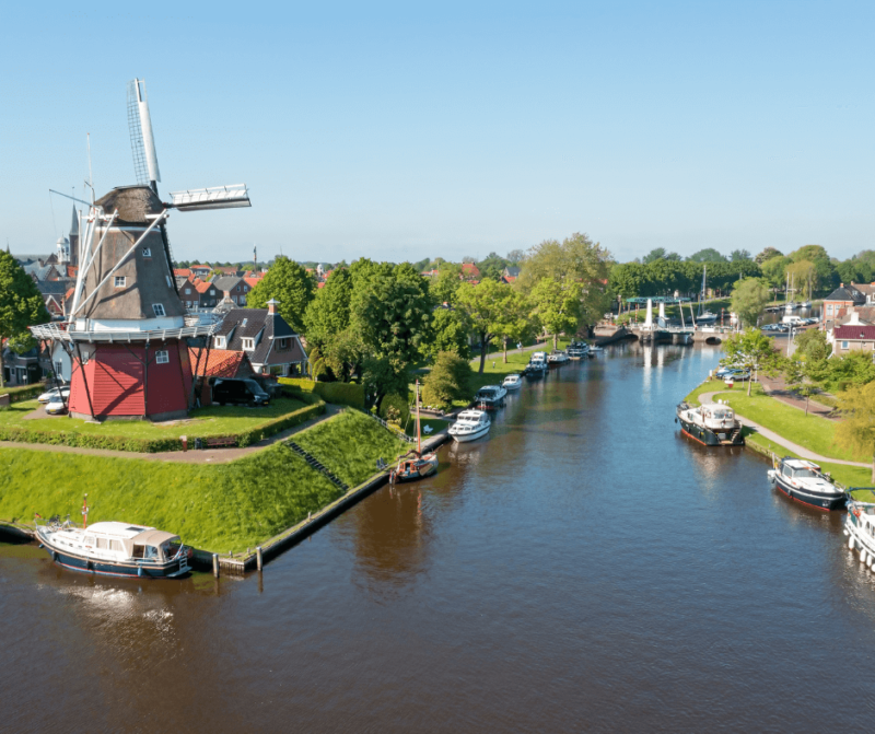 Hausboot-Ferien in der Naturlandschaft der Niederlanden