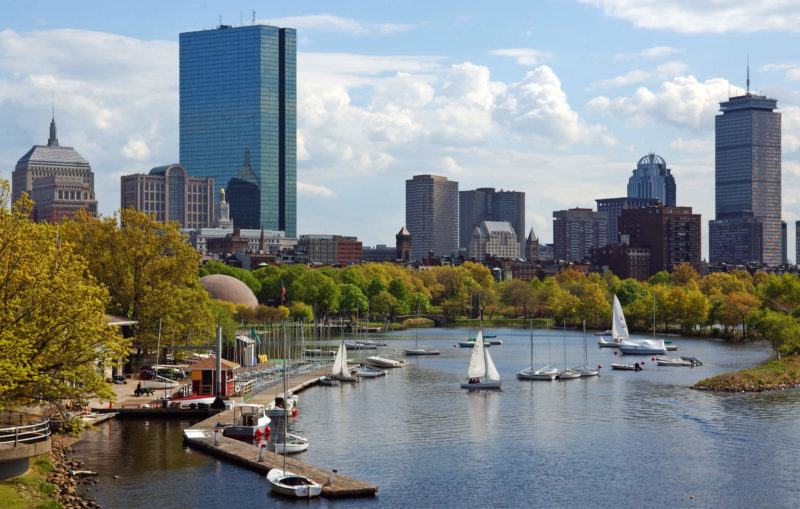 Sailboats Rentals in Boston