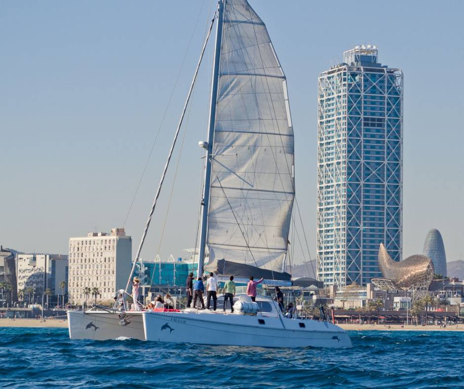 Vive la Copa América desde un Catamarán Outremer