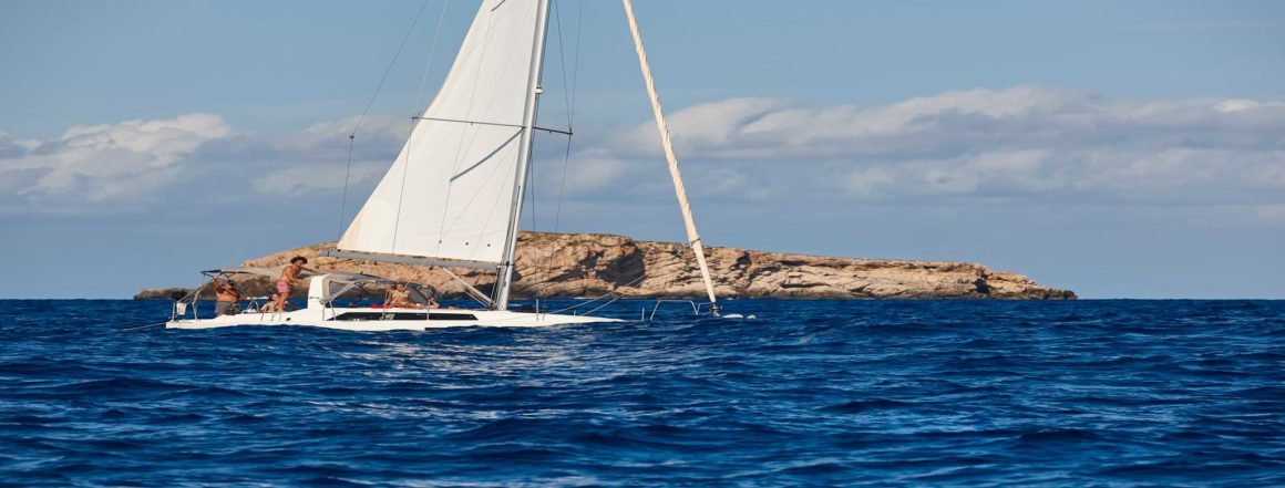Alquiler catamarán Ibiza