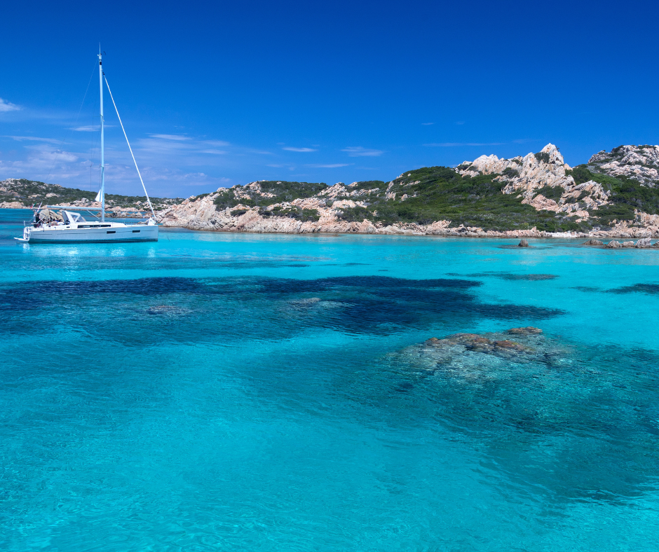Noleggio barche per scoprire l'Italia - vista dal mare