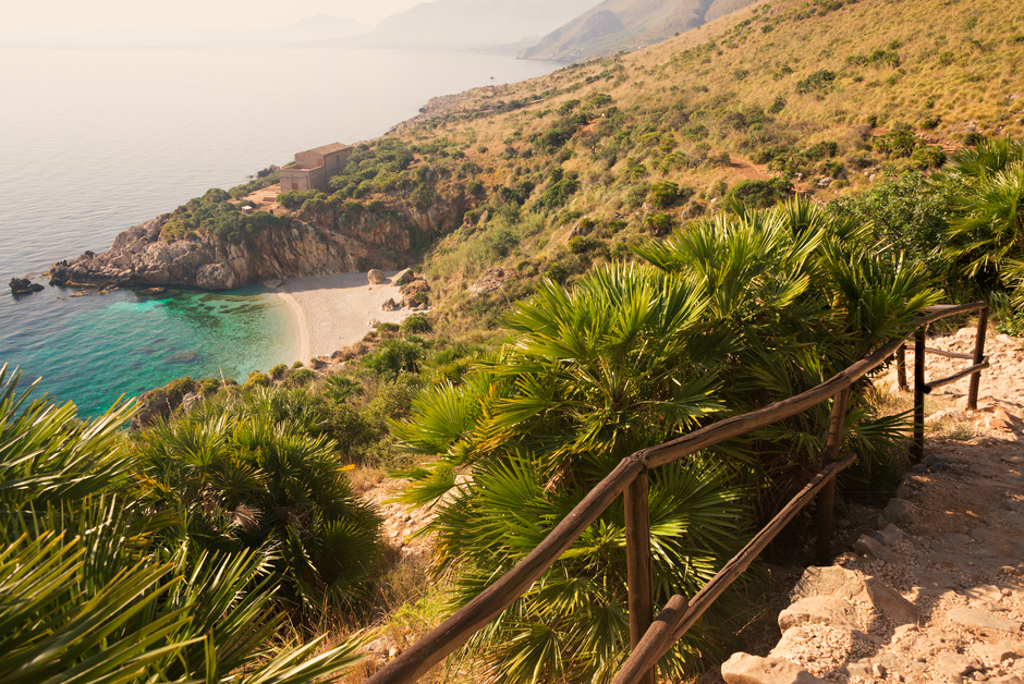 vista sulla riserva dello zingaro in sicilia