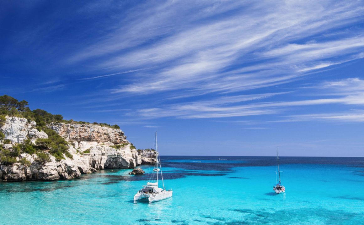 Menorca, een eiland in spanje met een heel mooi strand