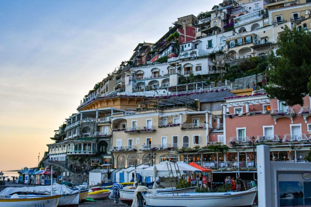 Positano Wybrzeże Amalfi czarter jachtów