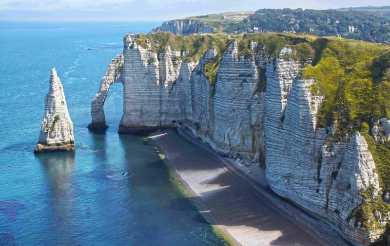 Francuskie wybrzeże Aiguille w Étretat