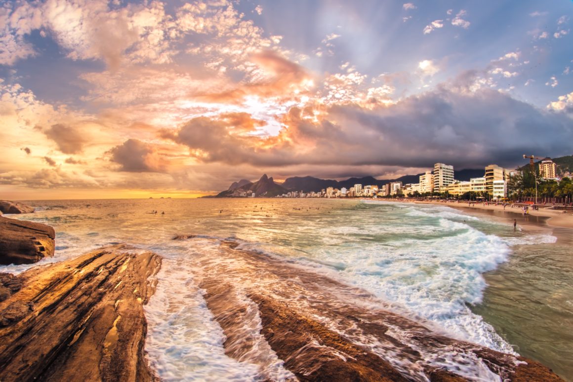 Praia do Arpoador - uma das melhores praias do Rio de Janeiro