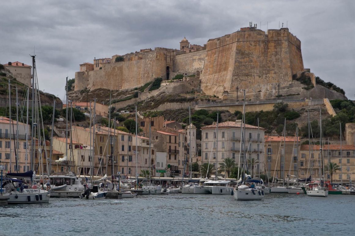 voyager avec votre famille en Corse