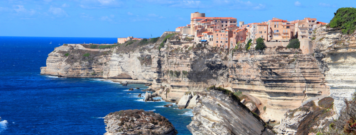 Vue de la baie de Bonifacio depuis le bateau