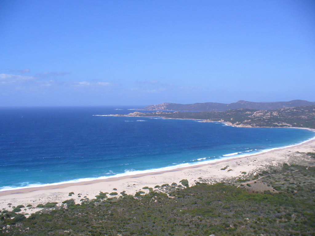 Plage d’Erbaju et dunes sauvages