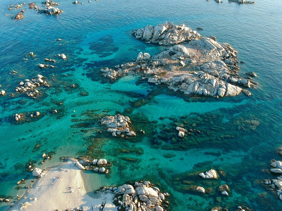 Îles Lavezzi – baie de San Bainzu